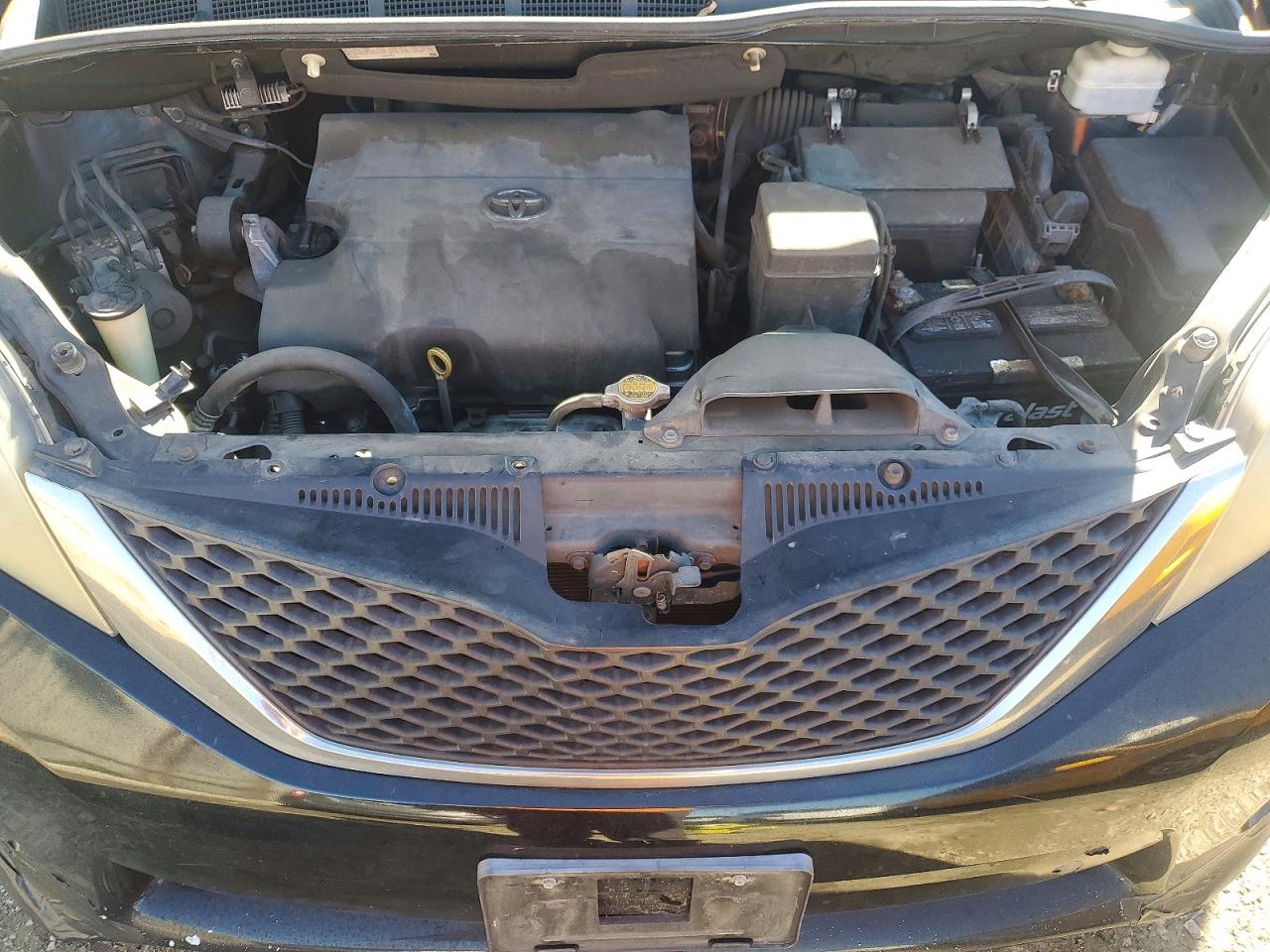 2013 TOYOTA SIENNA SPORT photo 12
