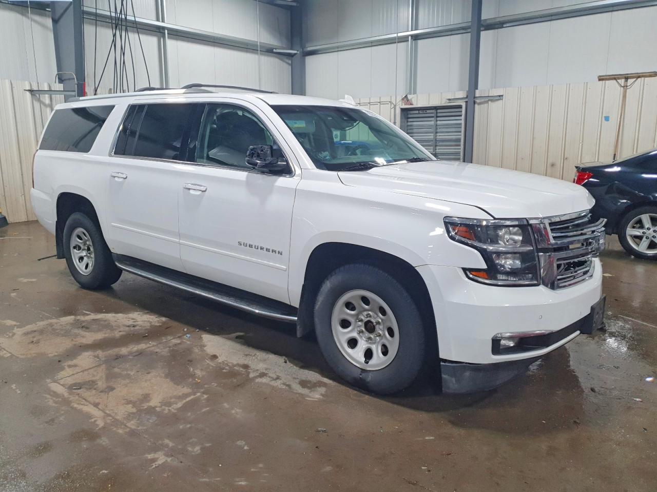 2018 CHEVROLET SUBURBAN K1500 PREMIER photo 4