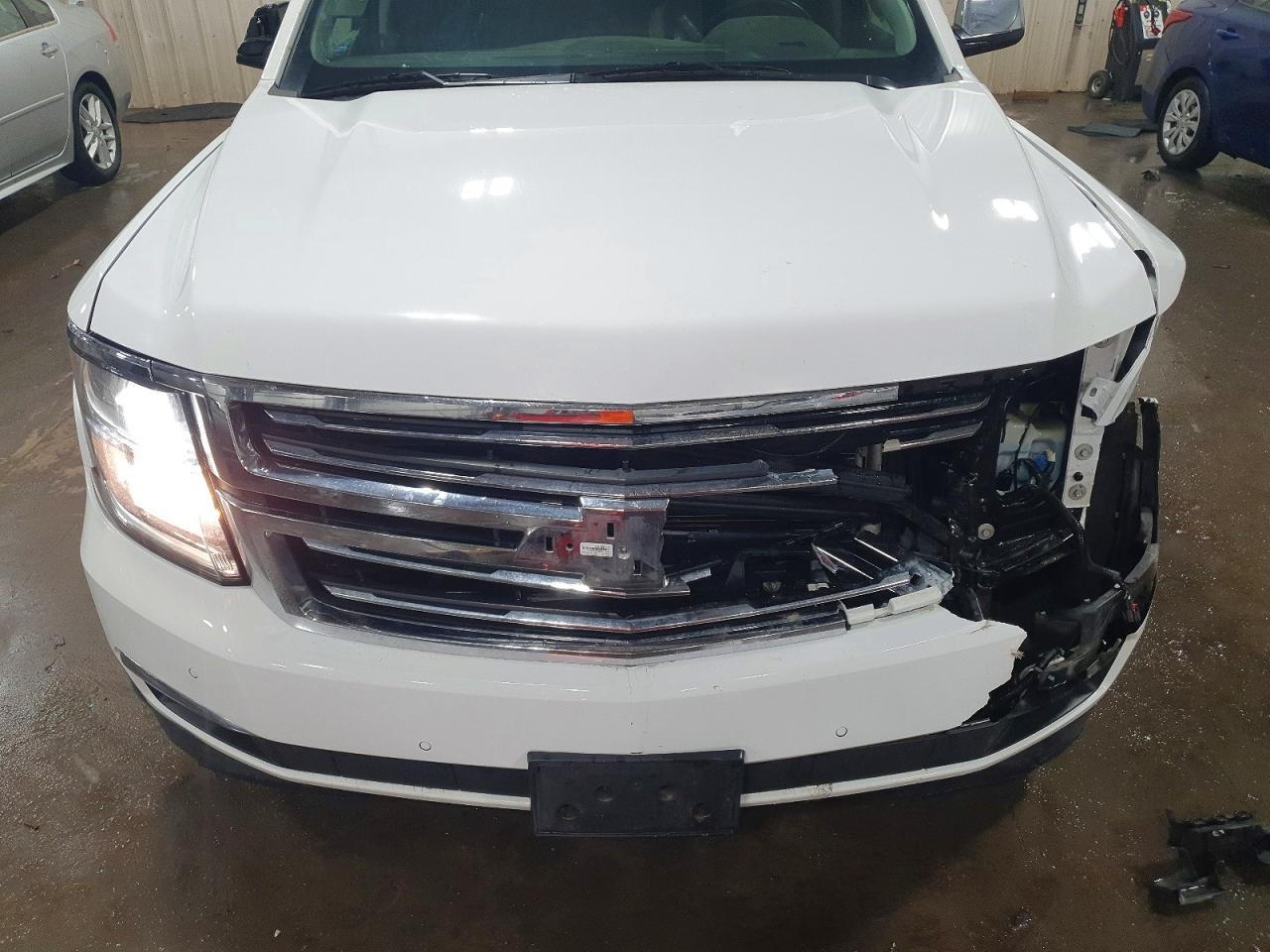 2018 CHEVROLET SUBURBAN K1500 PREMIER photo 12