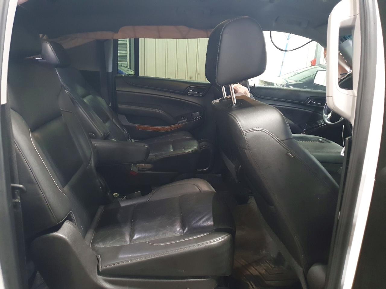 2018 CHEVROLET SUBURBAN K1500 PREMIER photo 11