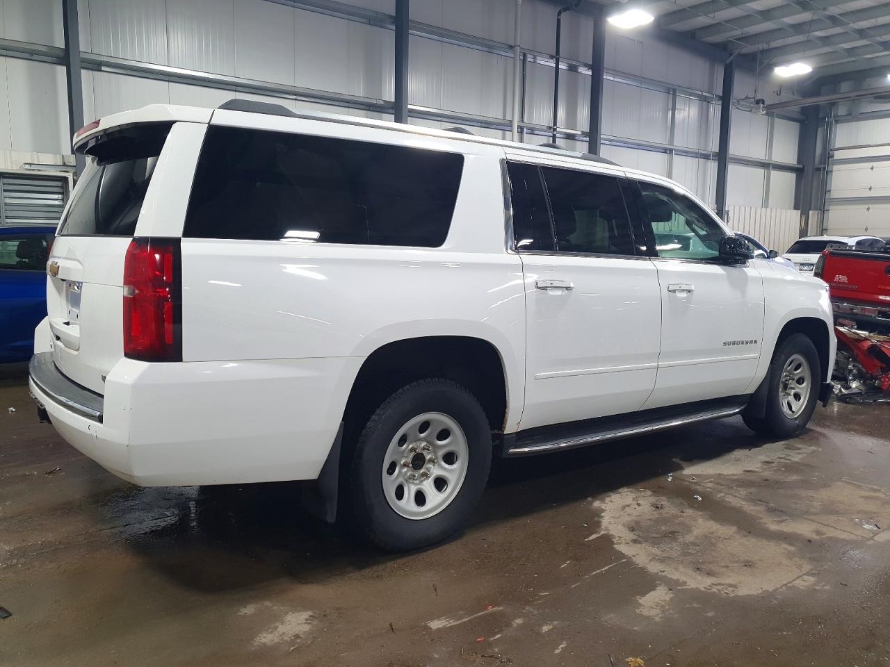 2018 CHEVROLET SUBURBAN K1500 PREMIER photo 3