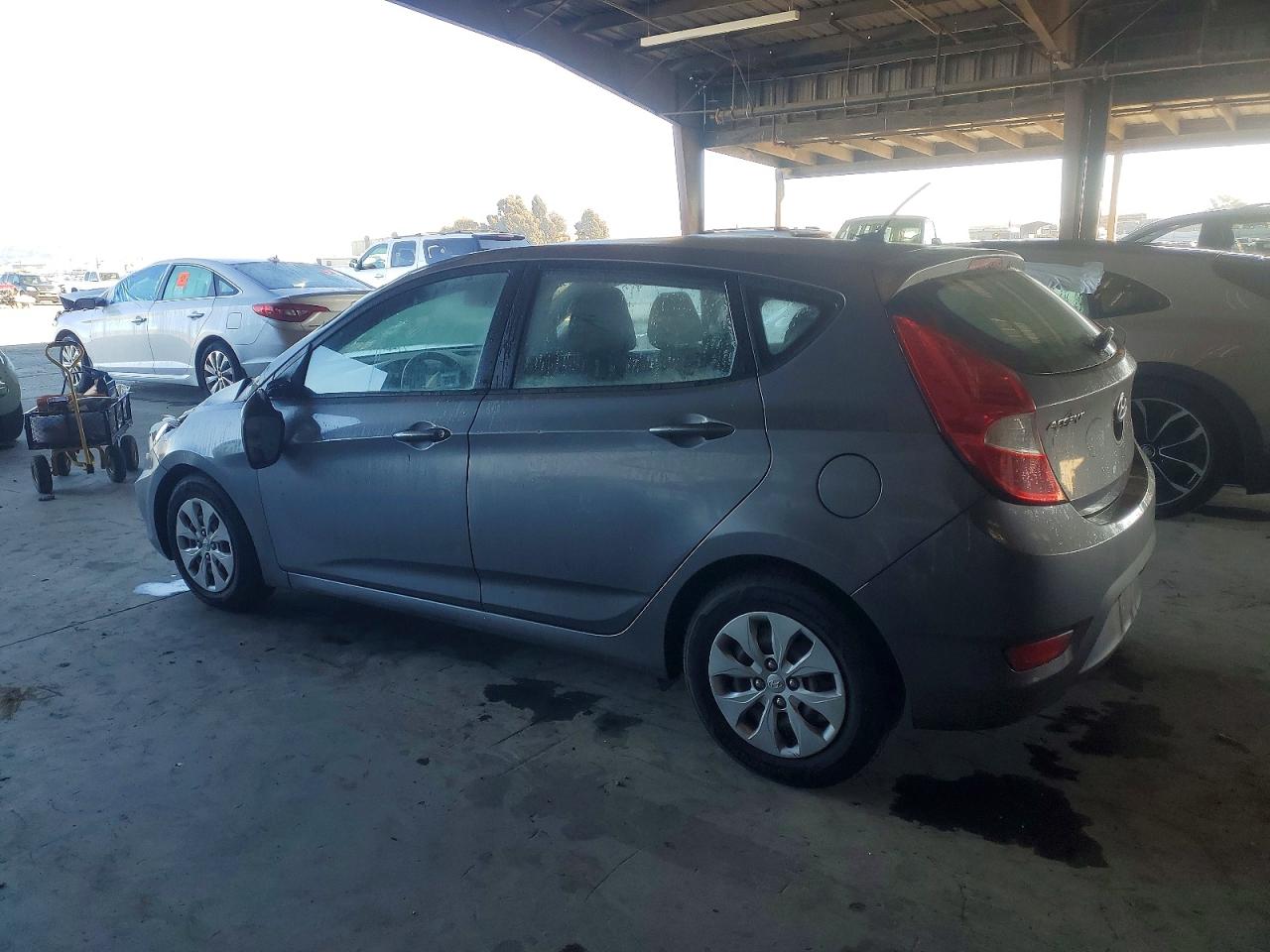 2015 HYUNDAI ACCENT GS photo 2