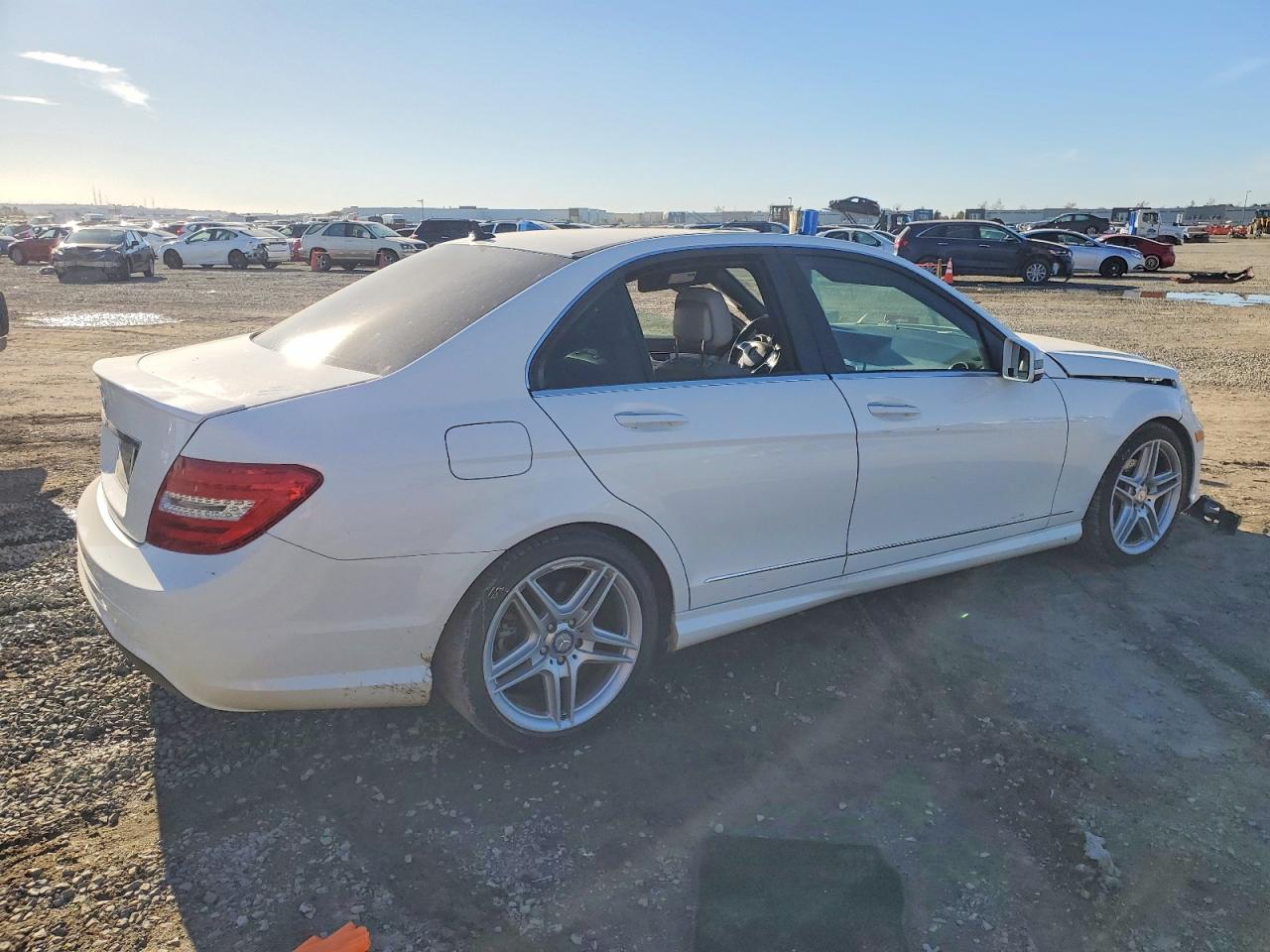 2013 MERCEDES-BENZ C 250 photo 3