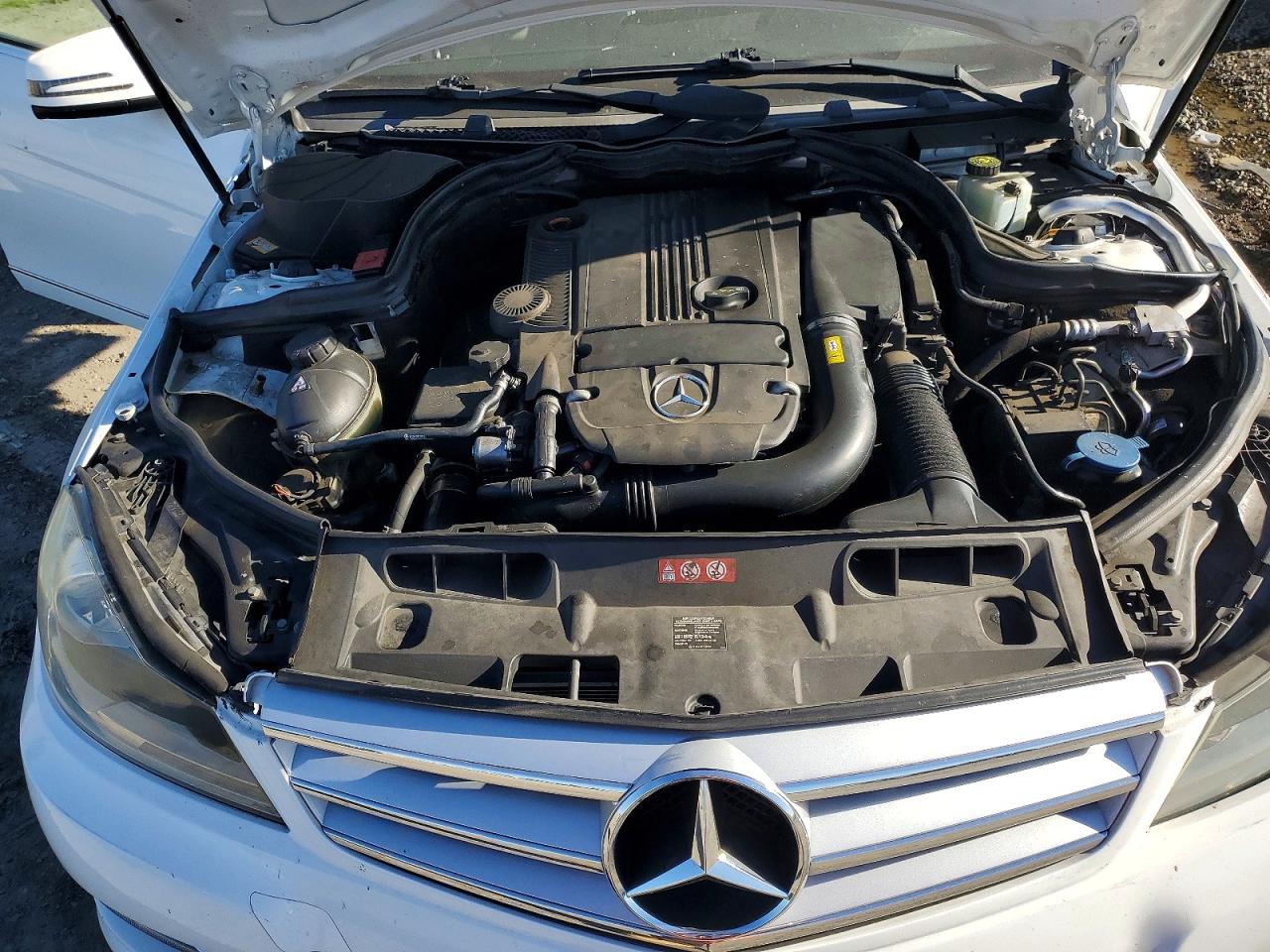 2013 MERCEDES-BENZ C 250 photo 11