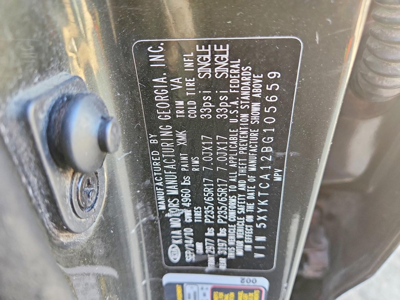 2011 KIA SORENTO BASE photo 13