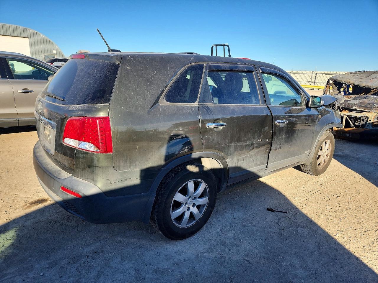 2011 KIA SORENTO BASE photo 3