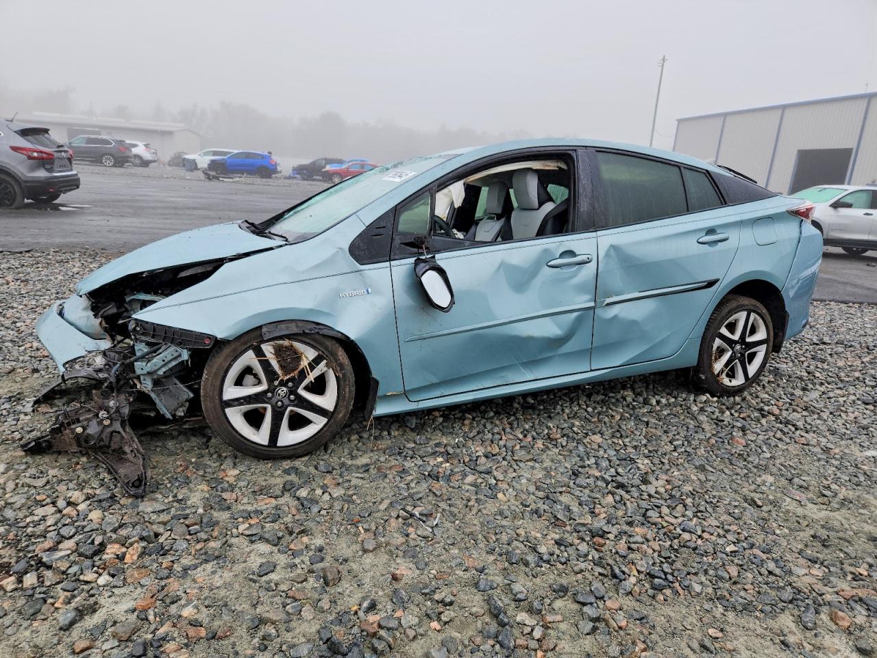 2017 TOYOTA PRIUS