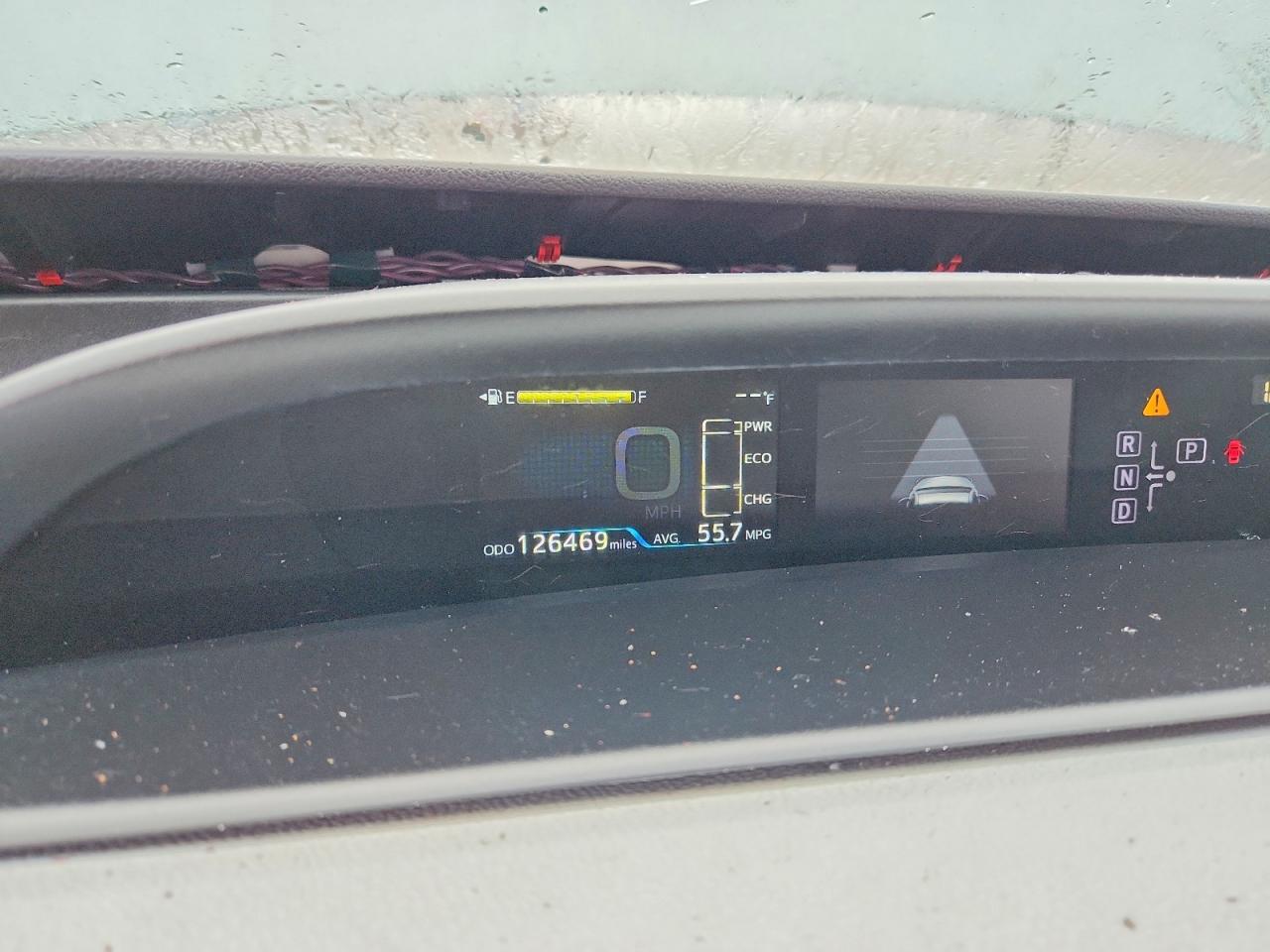 2017 TOYOTA PRIUS photo 9