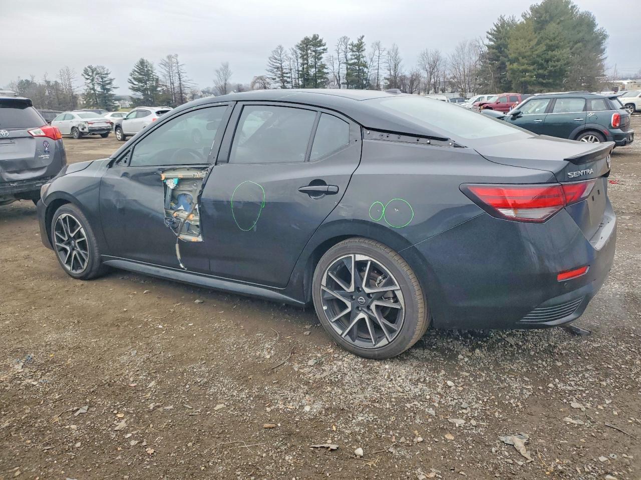 2024 NISSAN SENTRA SR photo 2