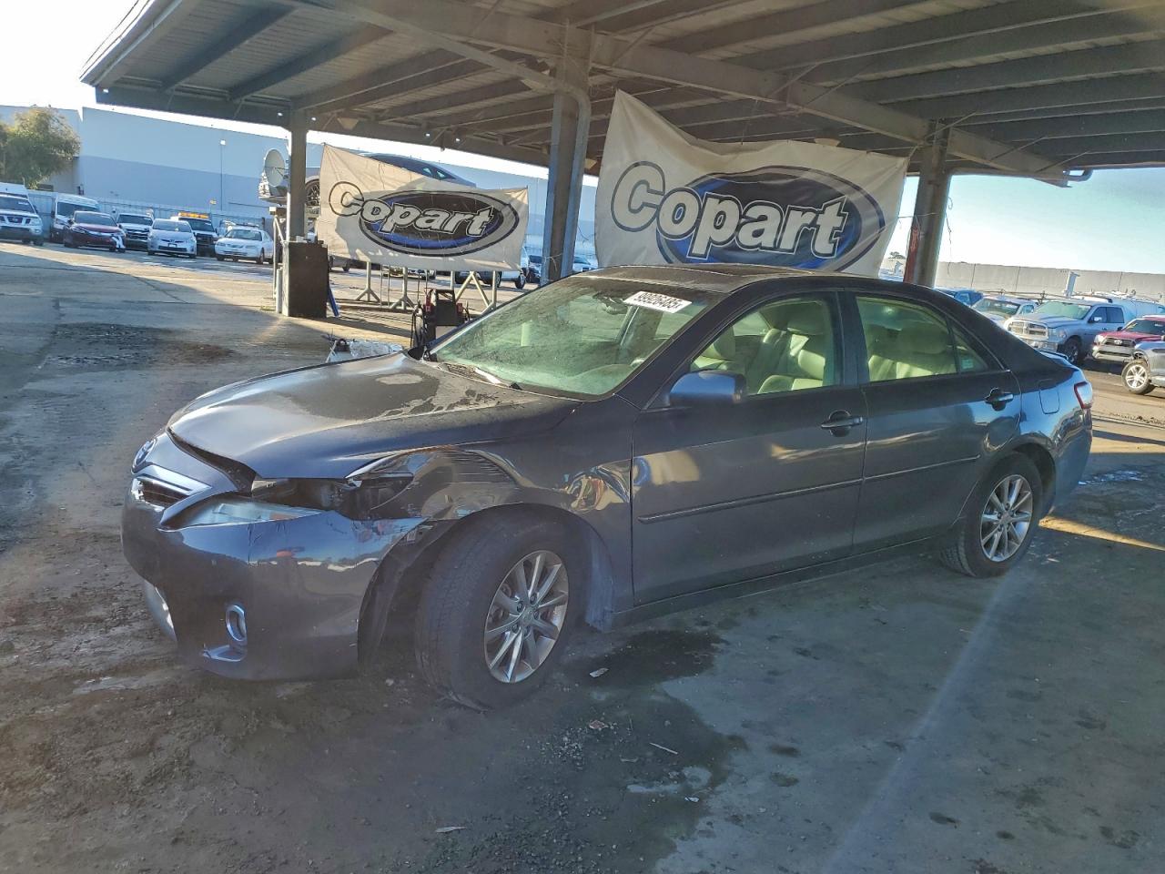 2011 TOYOTA CAMRY