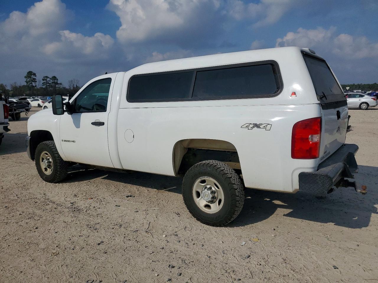 2009 CHEVROLET SILVERADO K2500 HEAVY DUTY photo 2