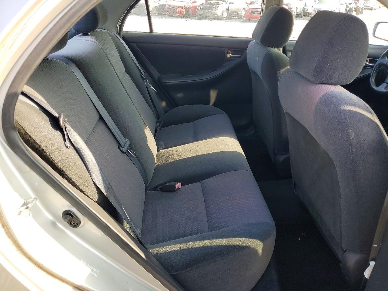 2004 TOYOTA COROLLA CE photo 10