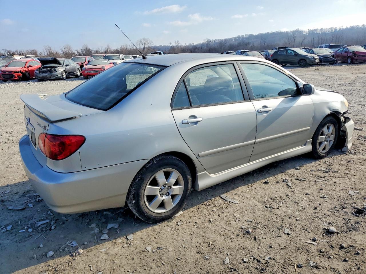 2004 TOYOTA COROLLA CE photo 3