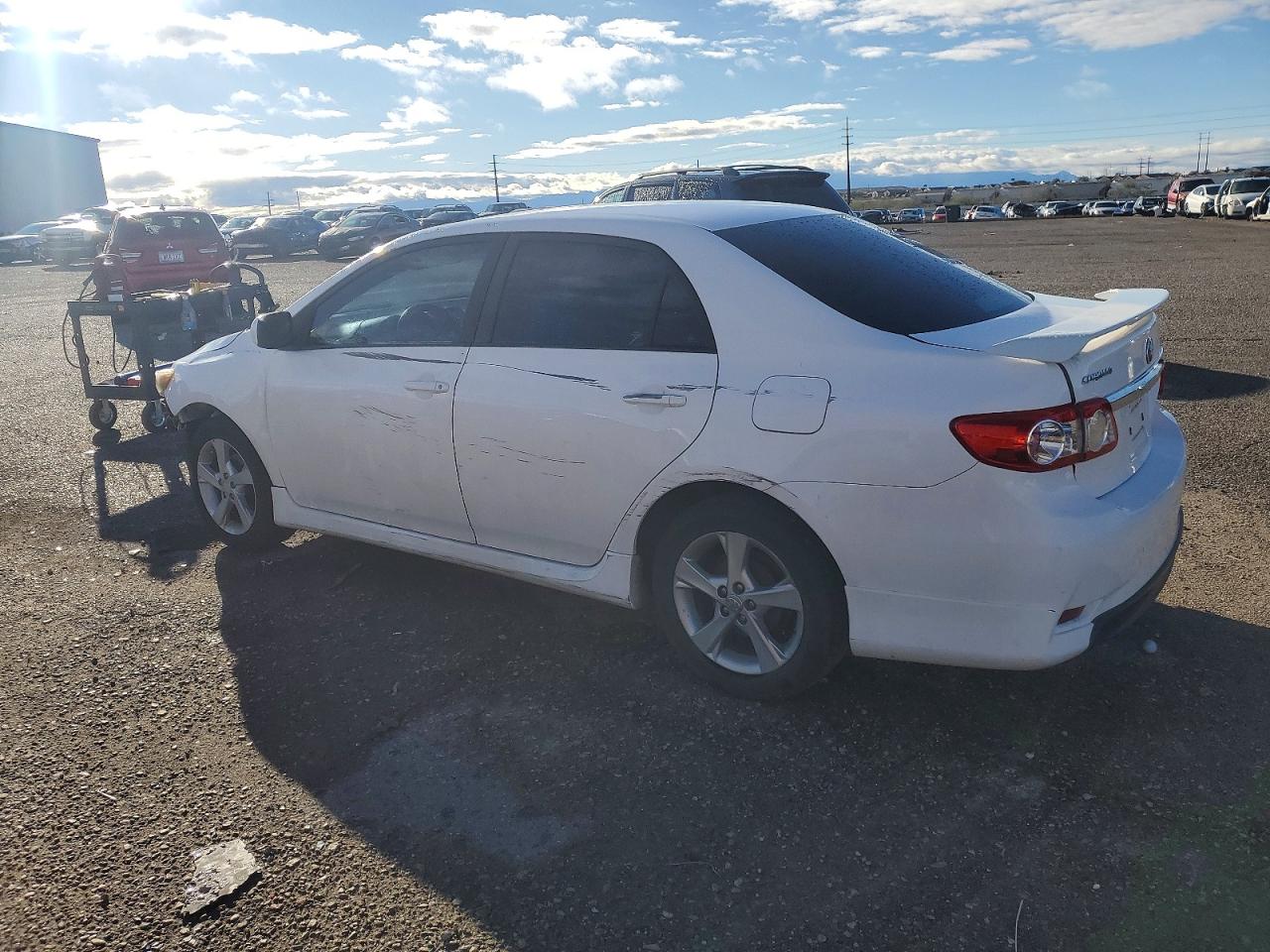 2012 TOYOTA COROLLA BASE photo 2