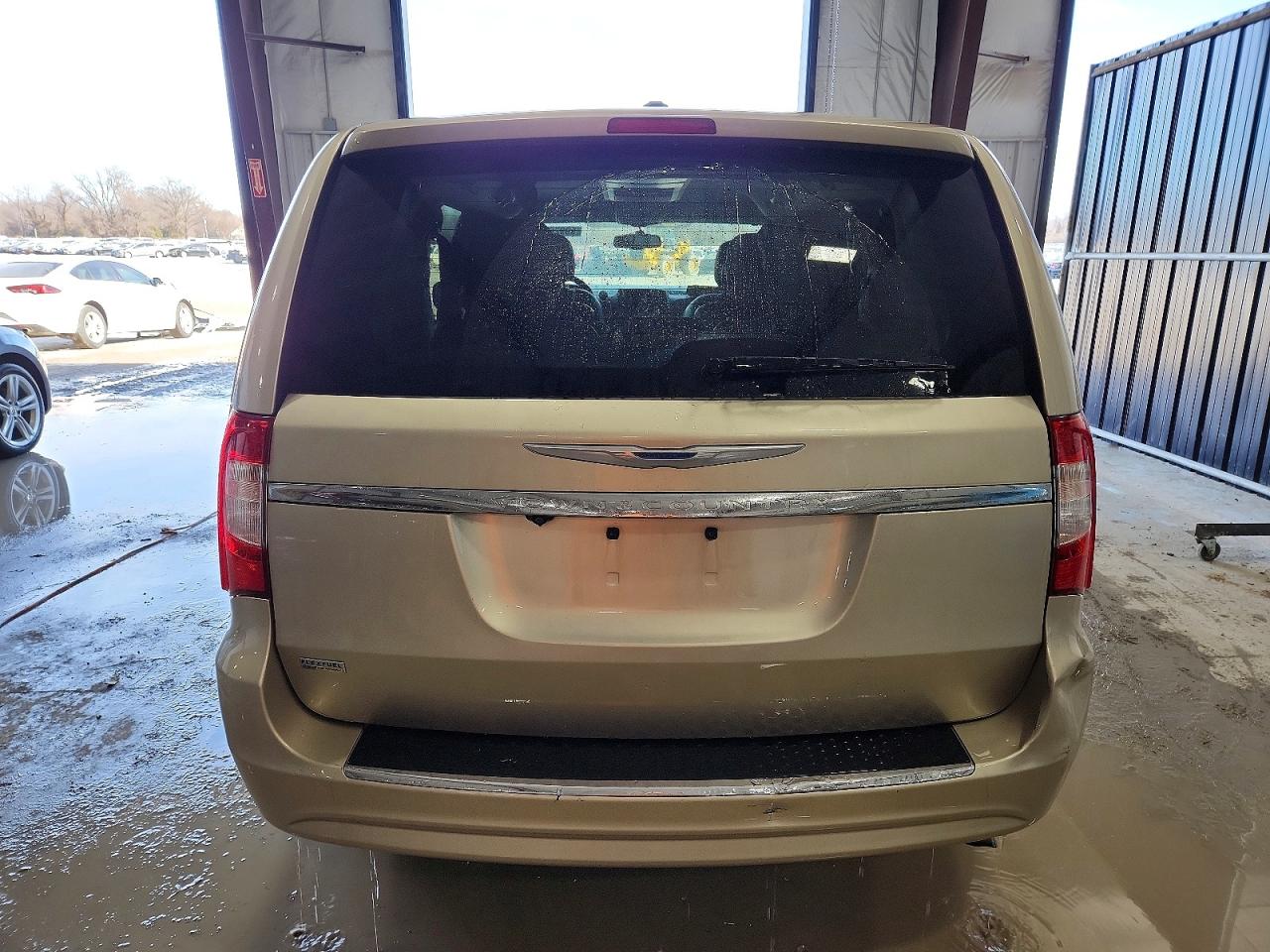 2015 CHRYSLER TOWN & COUNTRY TOURING photo 6