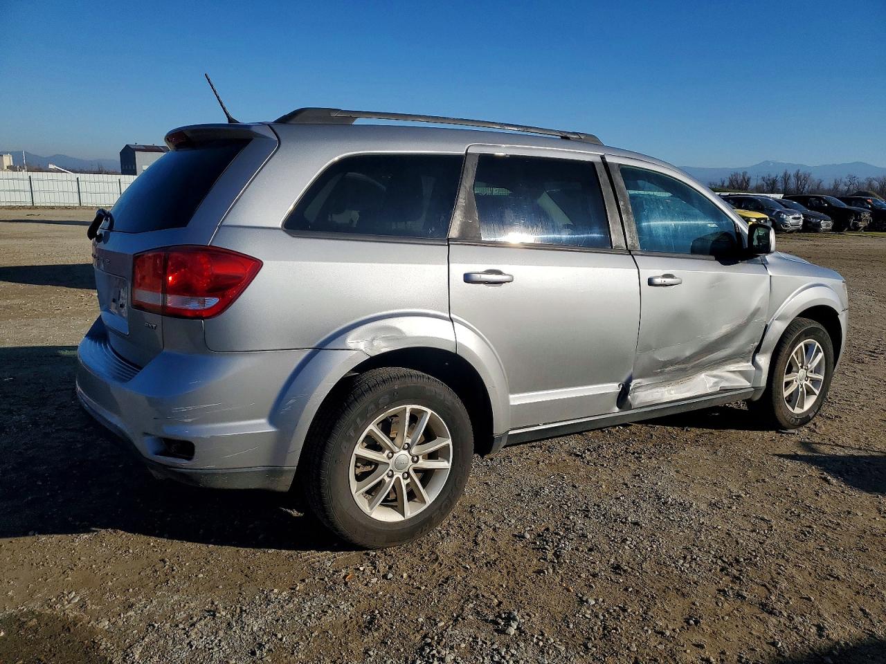 2017 DODGE JOURNEY SXT photo 3