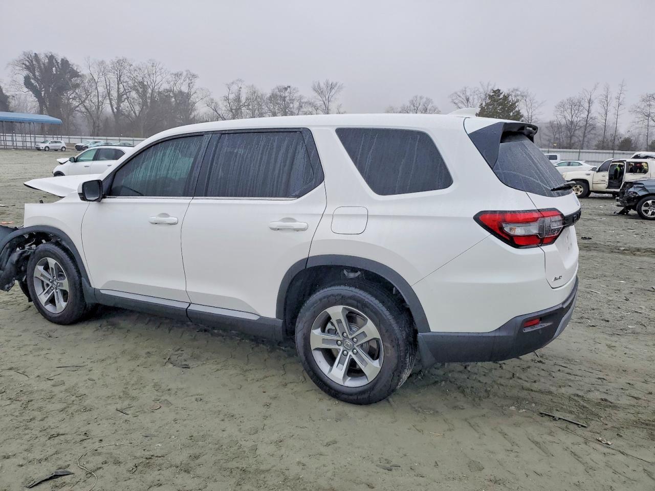 2025 HONDA PILOT EXL photo 2