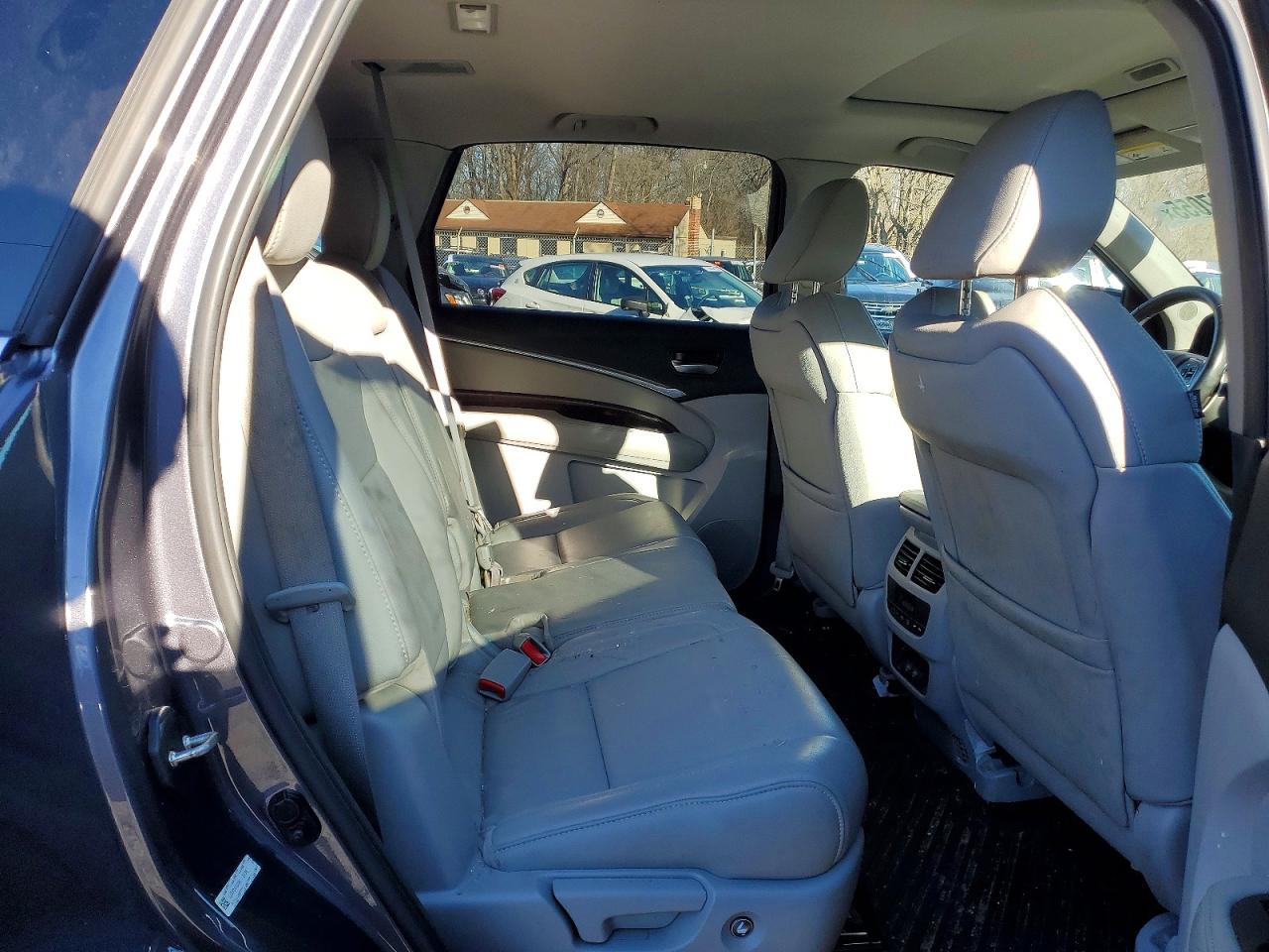 2017 ACURA MDX photo 11