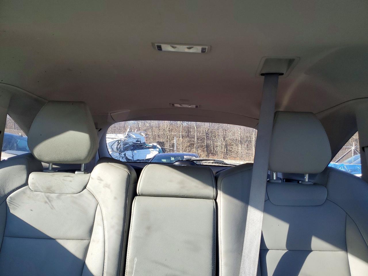 2017 ACURA MDX photo 10