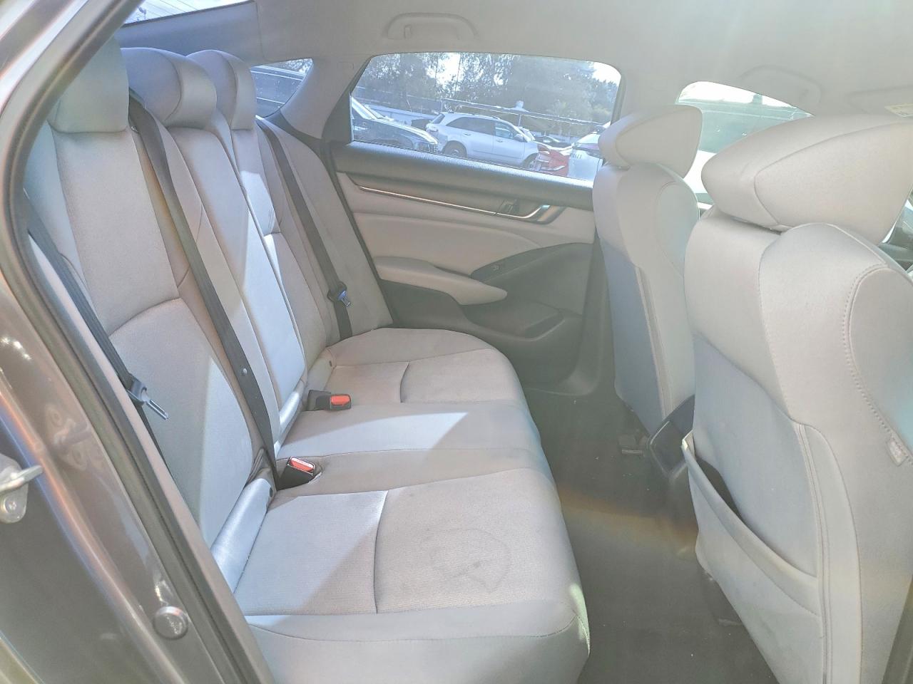 2020 HONDA ACCORD LX photo 10