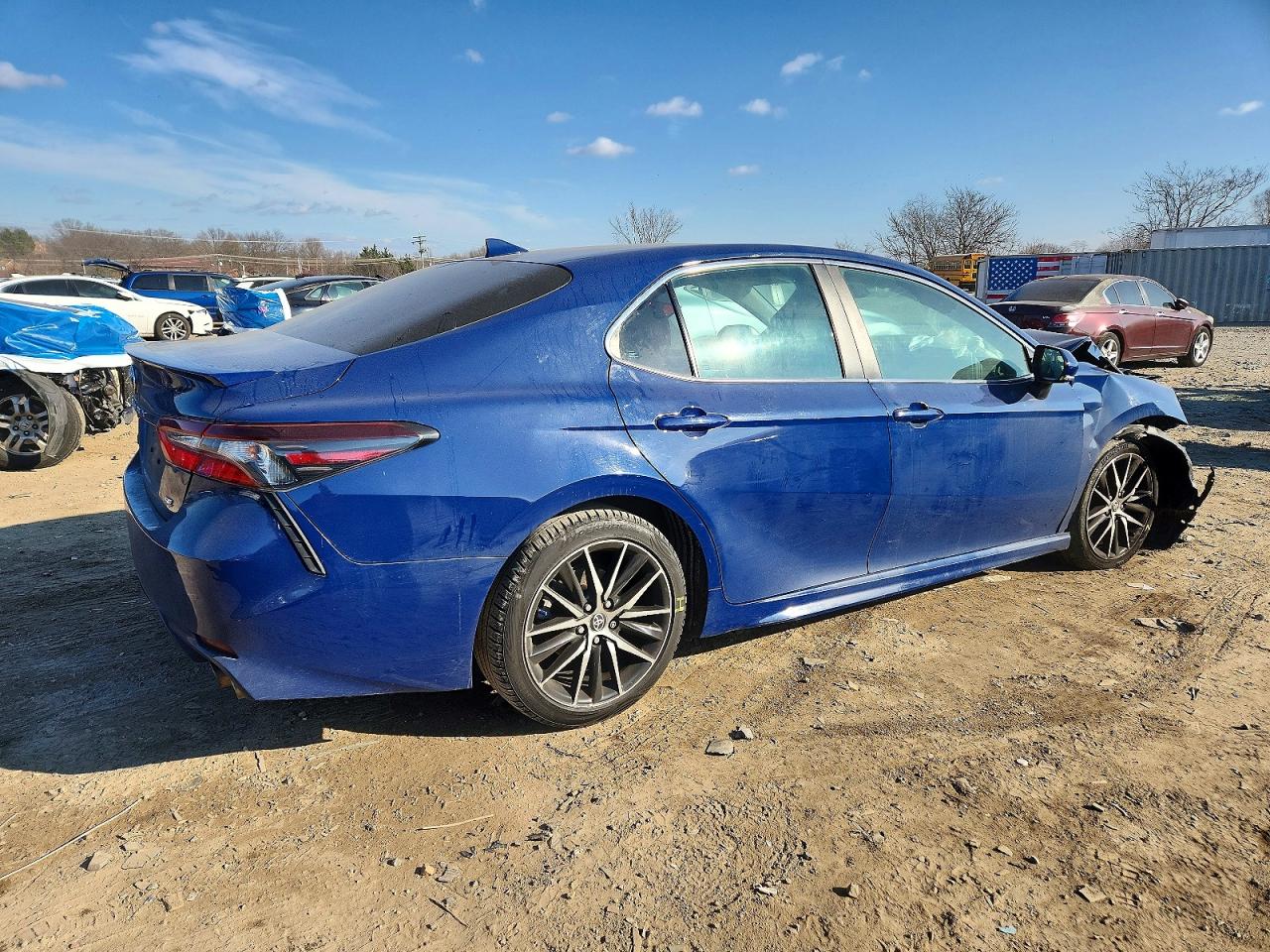 2023 TOYOTA CAMRY SE NIGHT SHADE photo 3