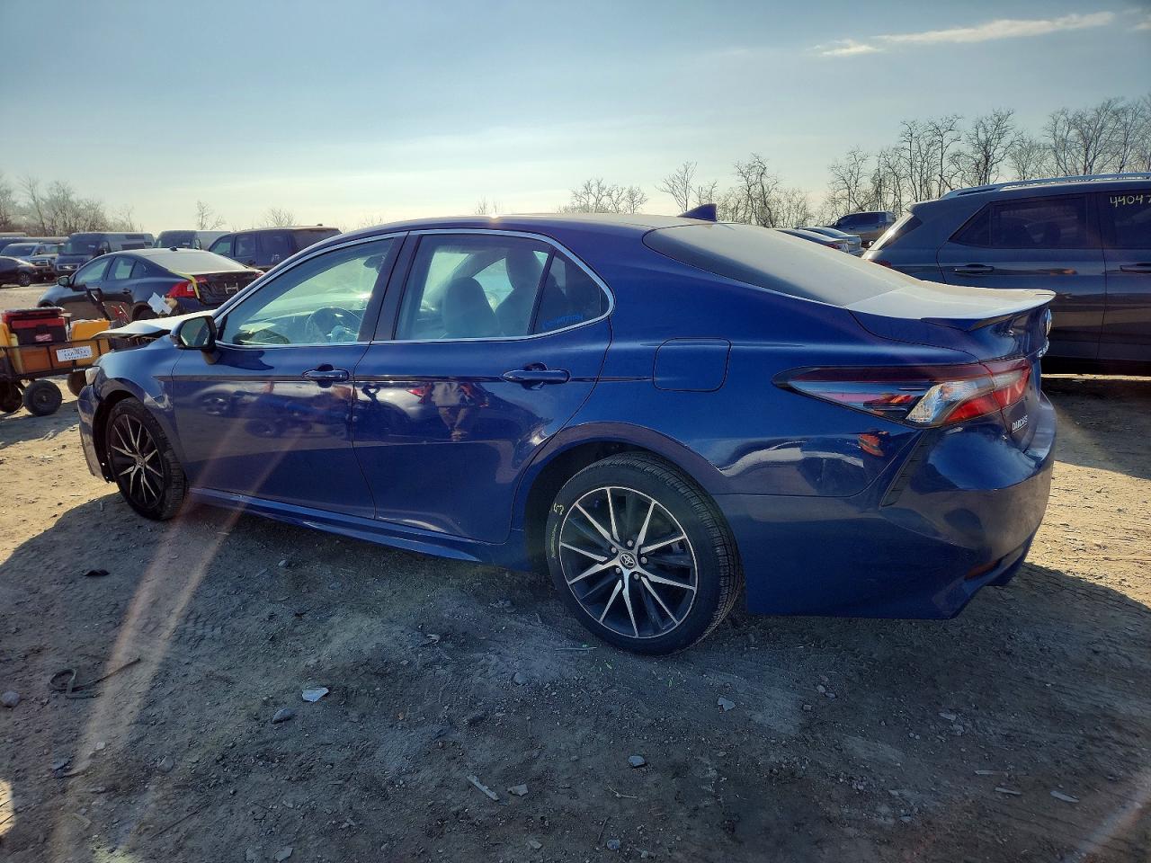 2023 TOYOTA CAMRY SE NIGHT SHADE photo 2