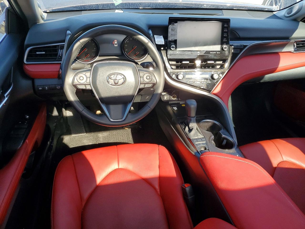 2024 TOYOTA CAMRY XSE photo 8