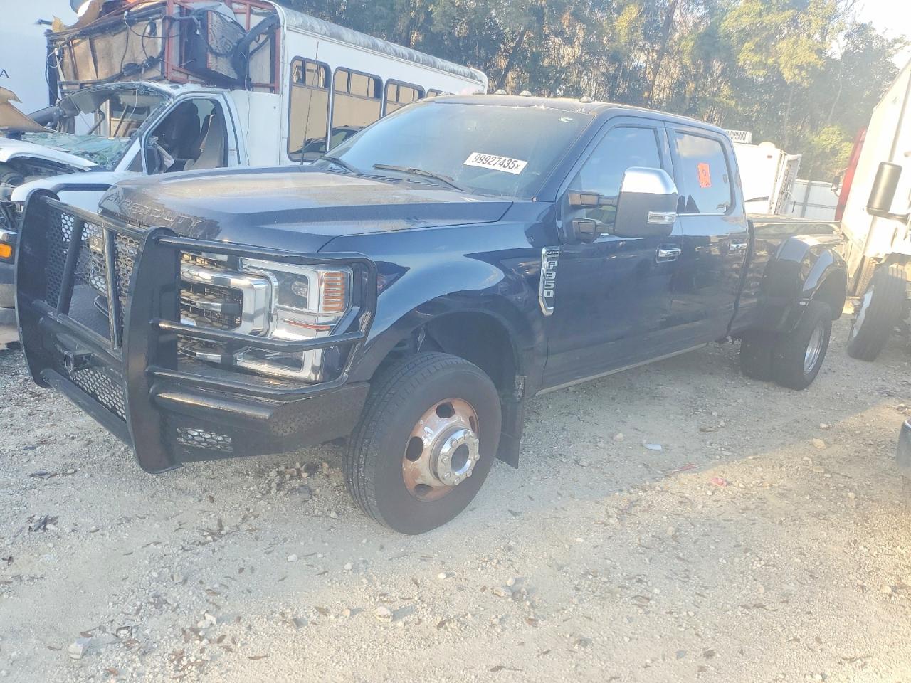 2022 FORD F350