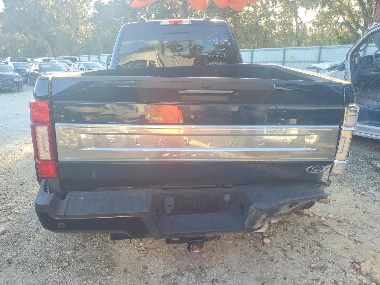 2022 FORD F350 SUPER DUTY photo 6