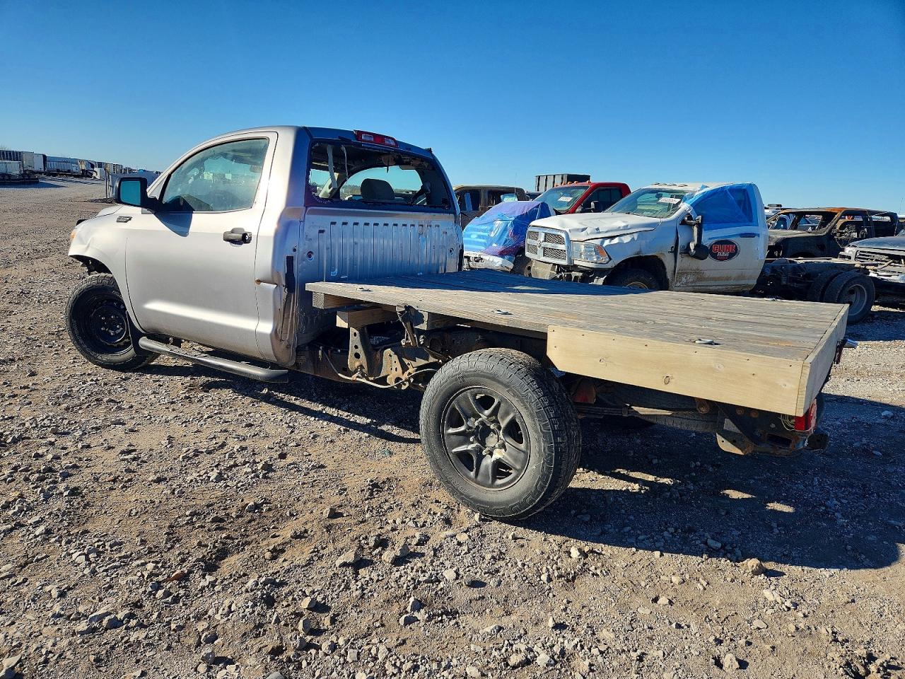 2007 TOYOTA TUNDRA FLATBED TRUCK photo 3
