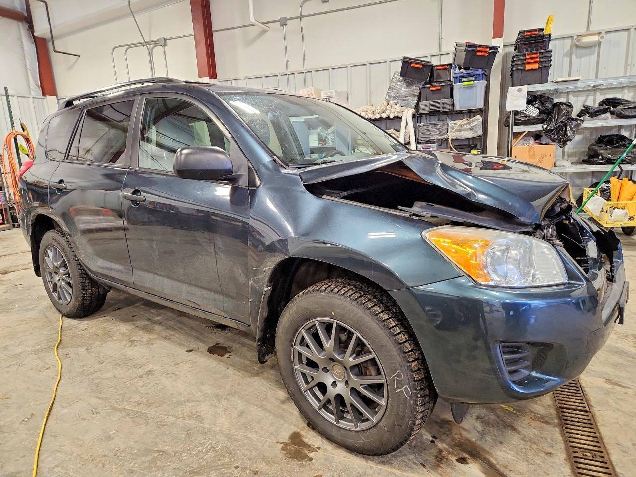 2011 TOYOTA RAV4 photo 4
