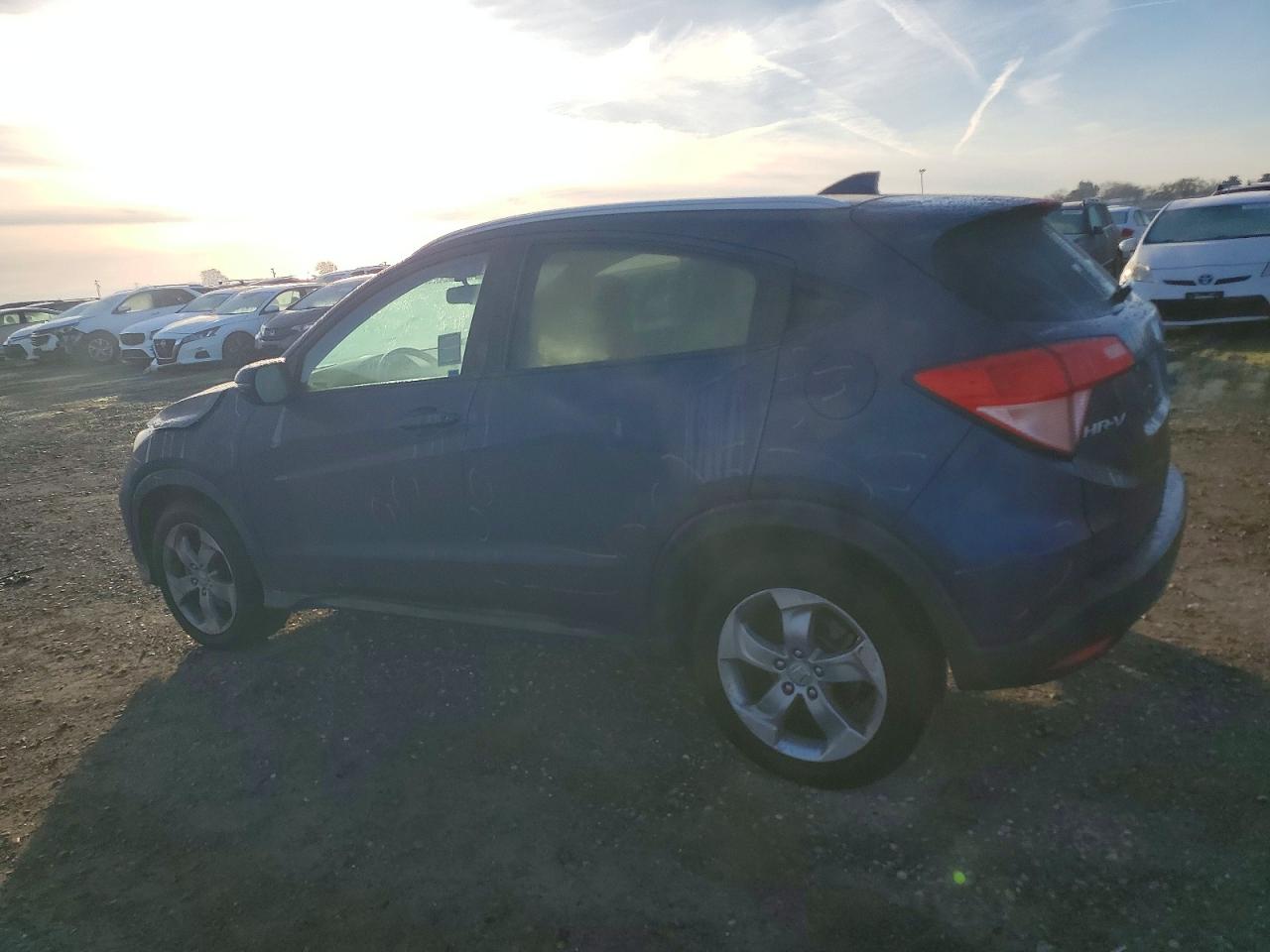 2016 HONDA HR-V EXL photo 2