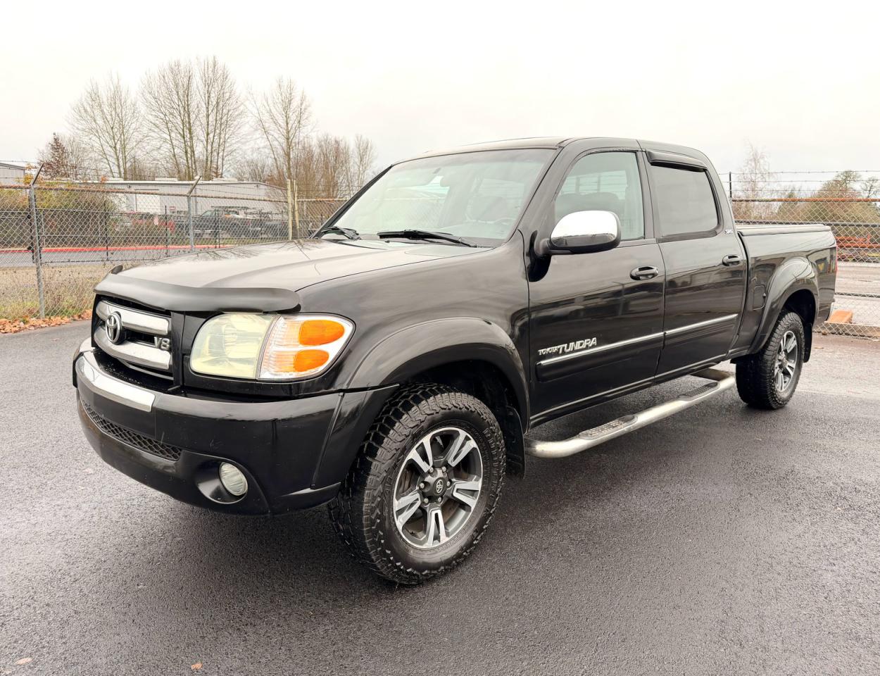 2004 TOYOTA TUNDRA DOUBLE CAB SR5 photo 2