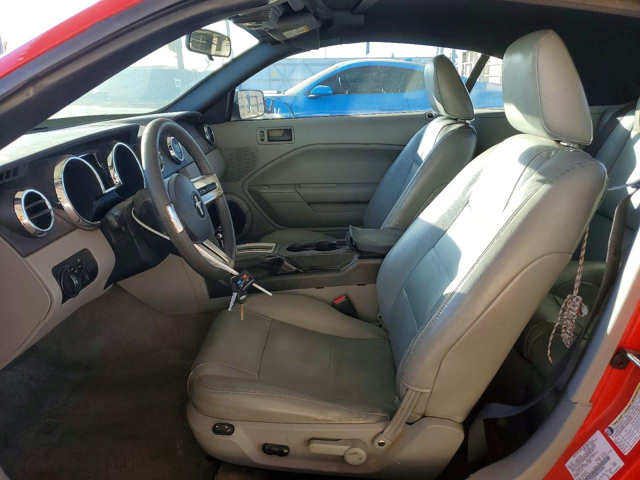2006 FORD MUSTANG photo 7