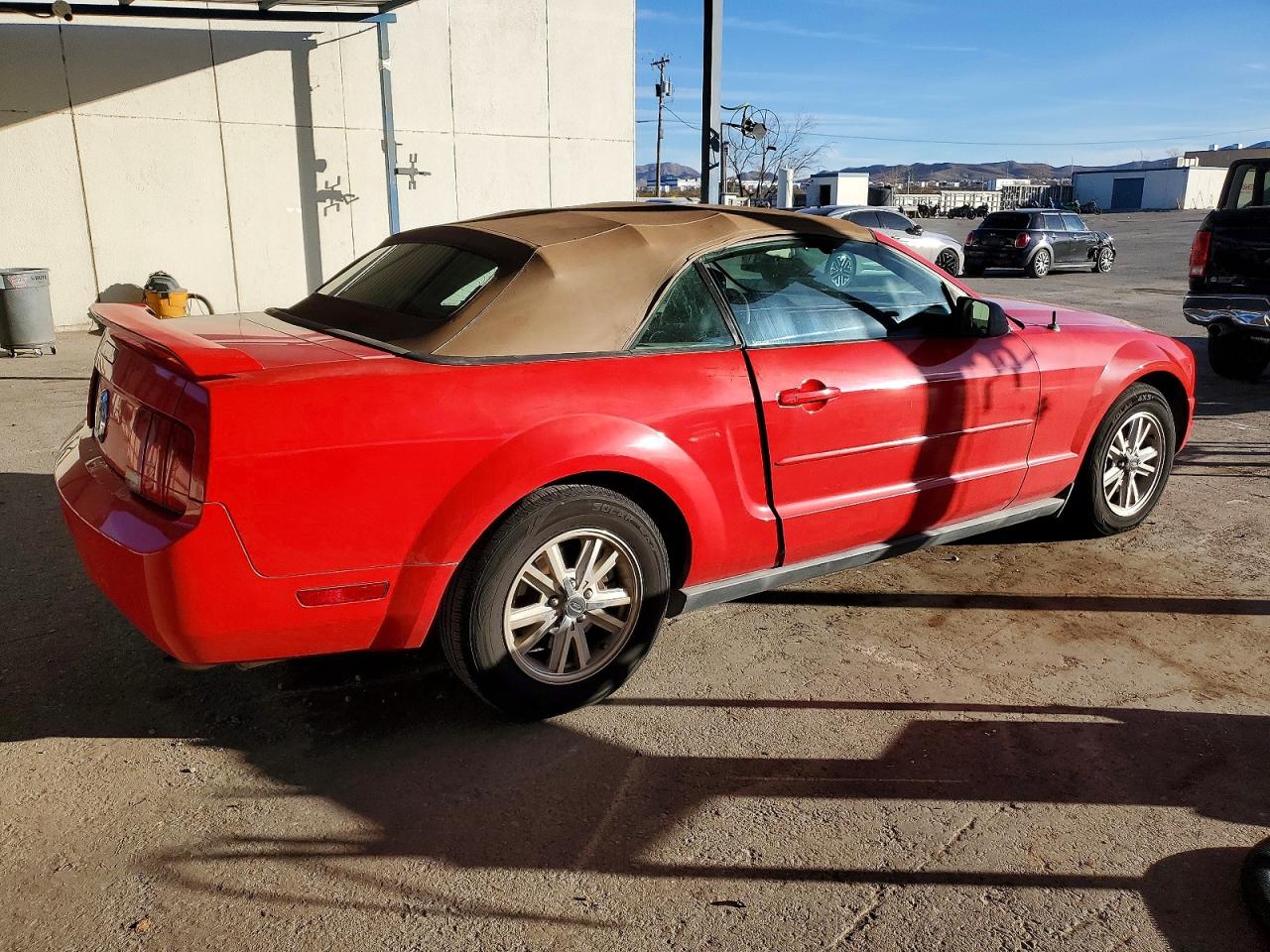 2006 FORD MUSTANG photo 3