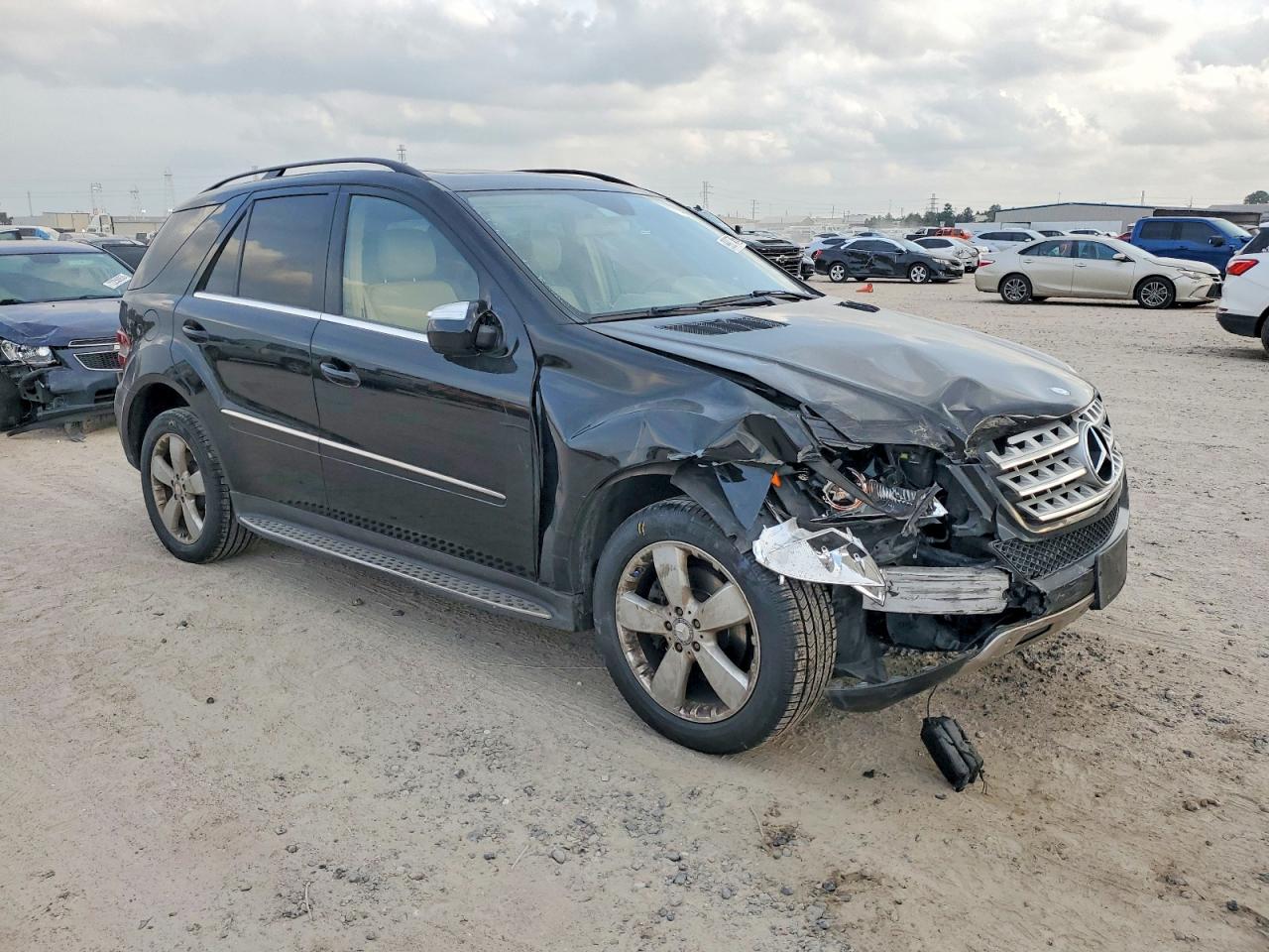 2010 MERCEDES-BENZ ML 350 photo 4