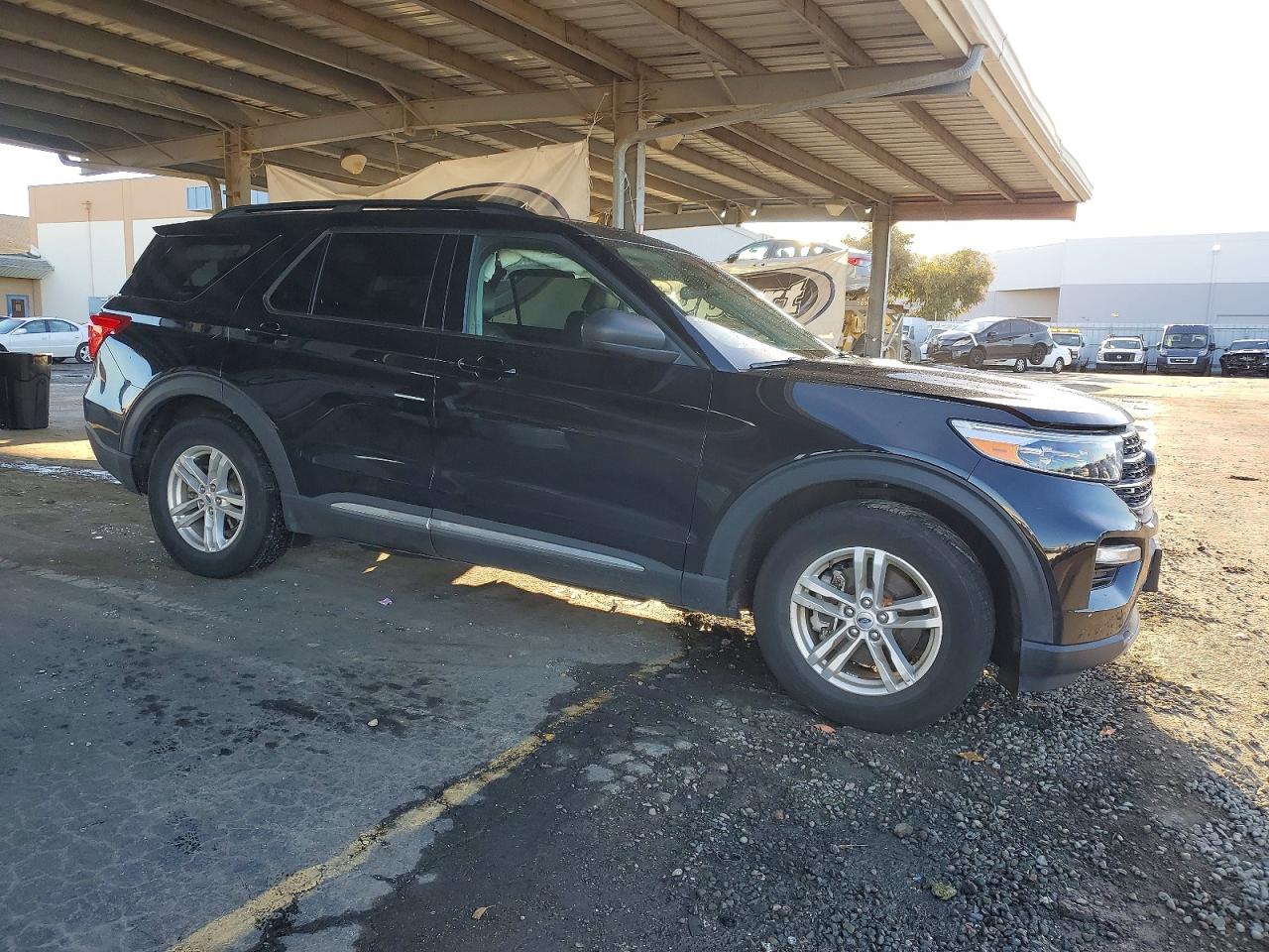 2023 FORD EXPLORER XLT photo 7