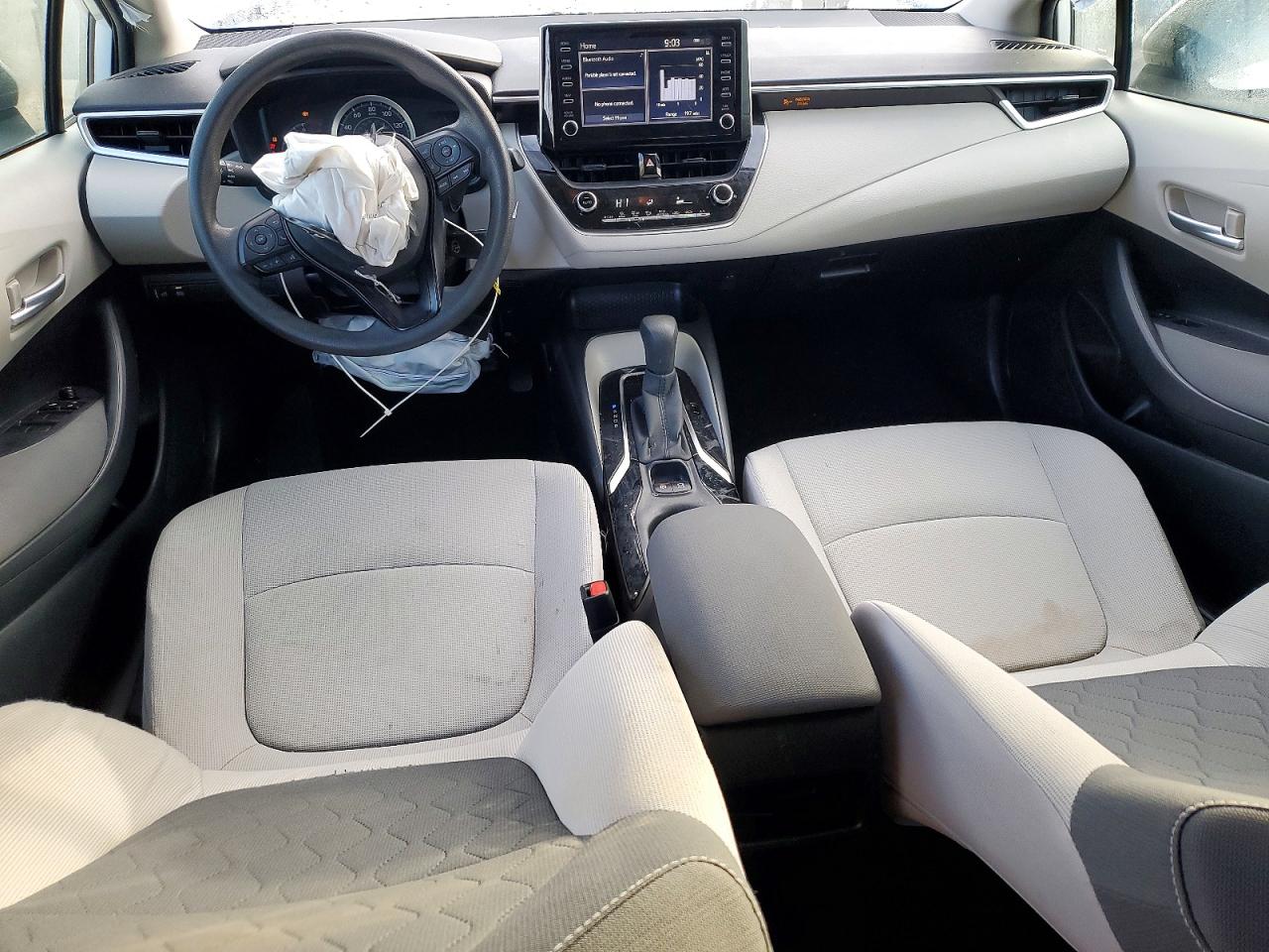 2020 TOYOTA COROLLA LE photo 8