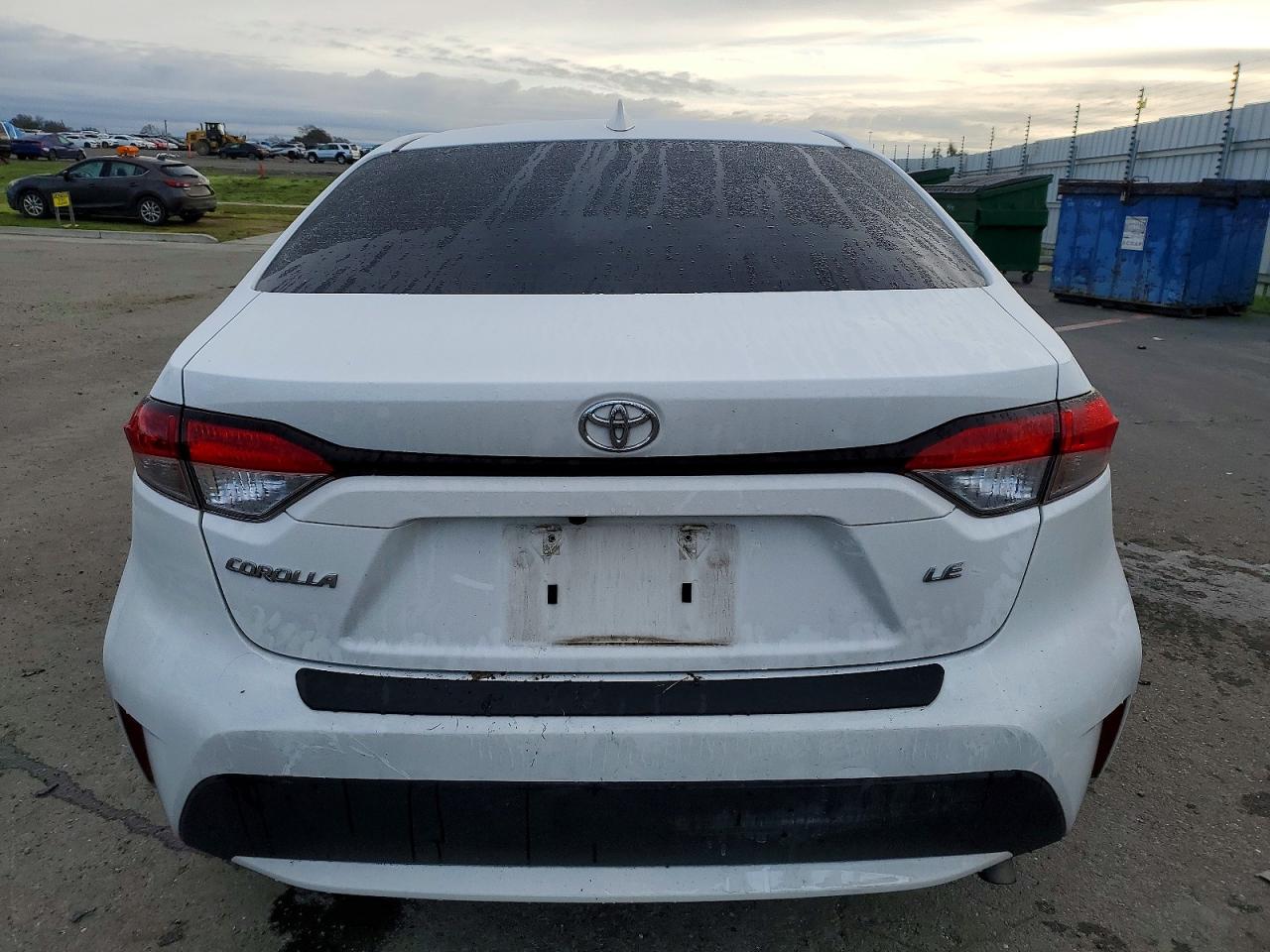 2020 TOYOTA COROLLA LE photo 6