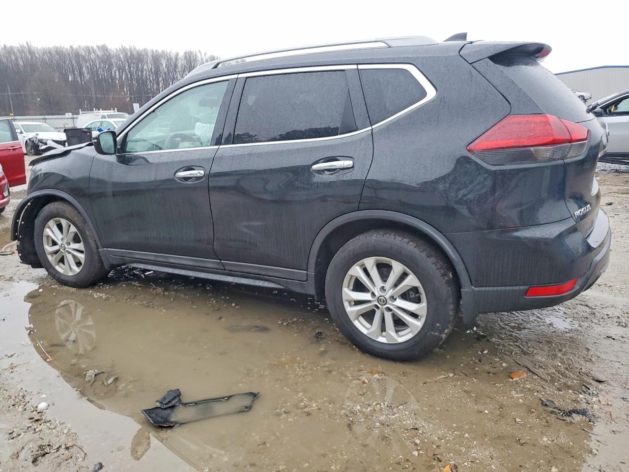 2018 NISSAN ROGUE S photo 2