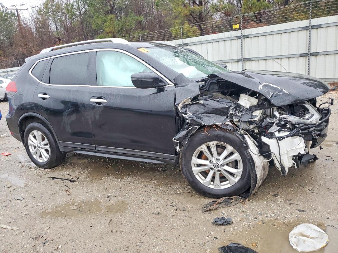 2018 NISSAN ROGUE S photo 4