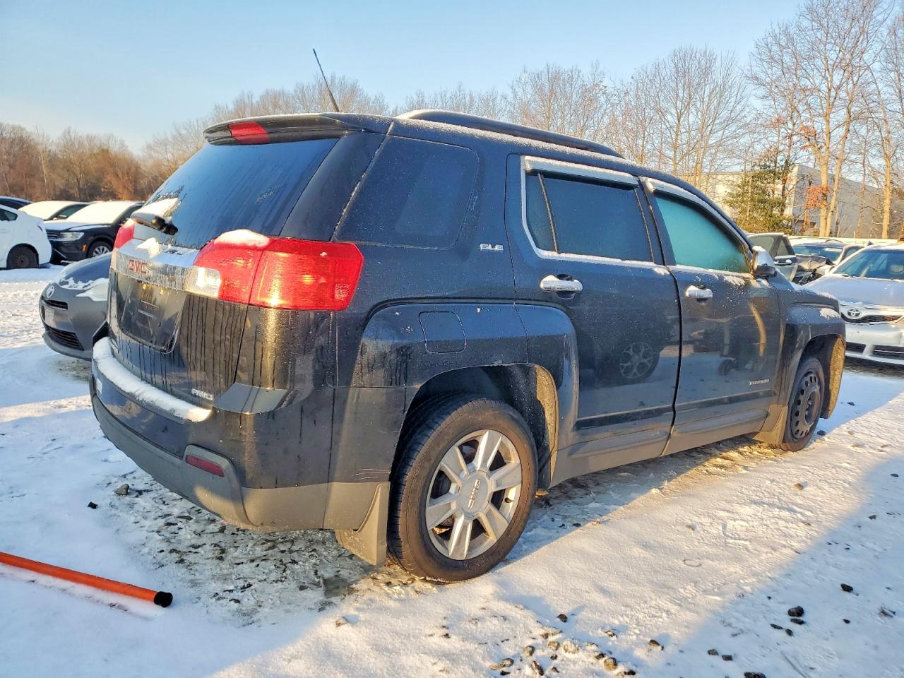 2013 GMC TERRAIN SLE photo 3