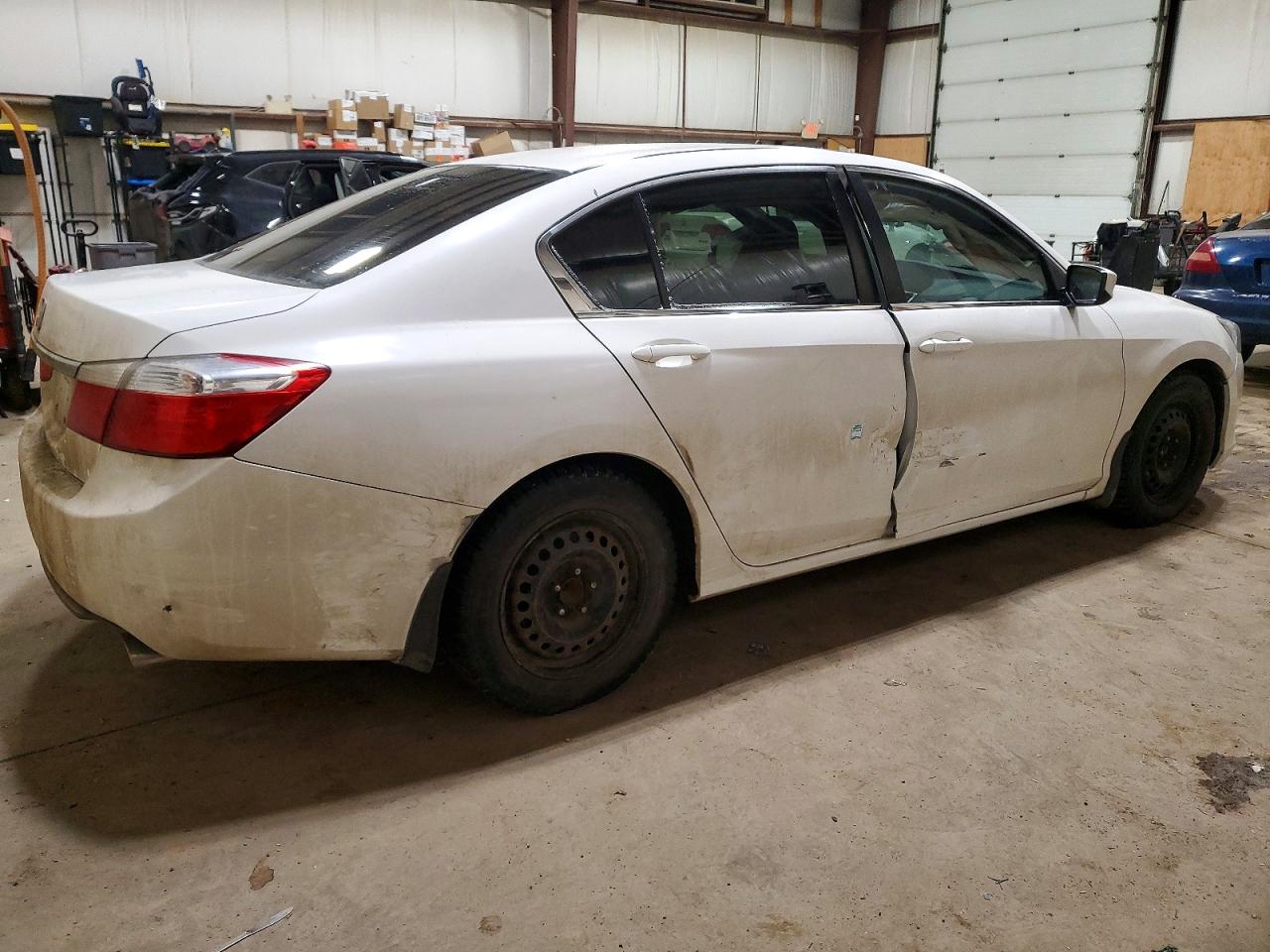 2014 HONDA ACCORD LX photo 3