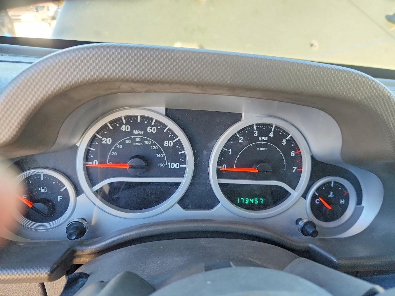 2008 JEEP WRANGLER SAHARA photo 9