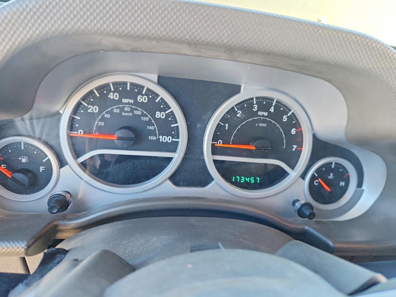2008 JEEP WRANGLER SAHARA photo 7