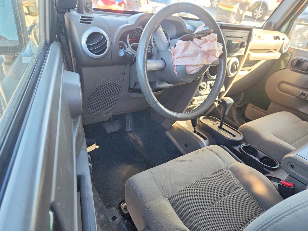 2008 JEEP WRANGLER SAHARA photo 8