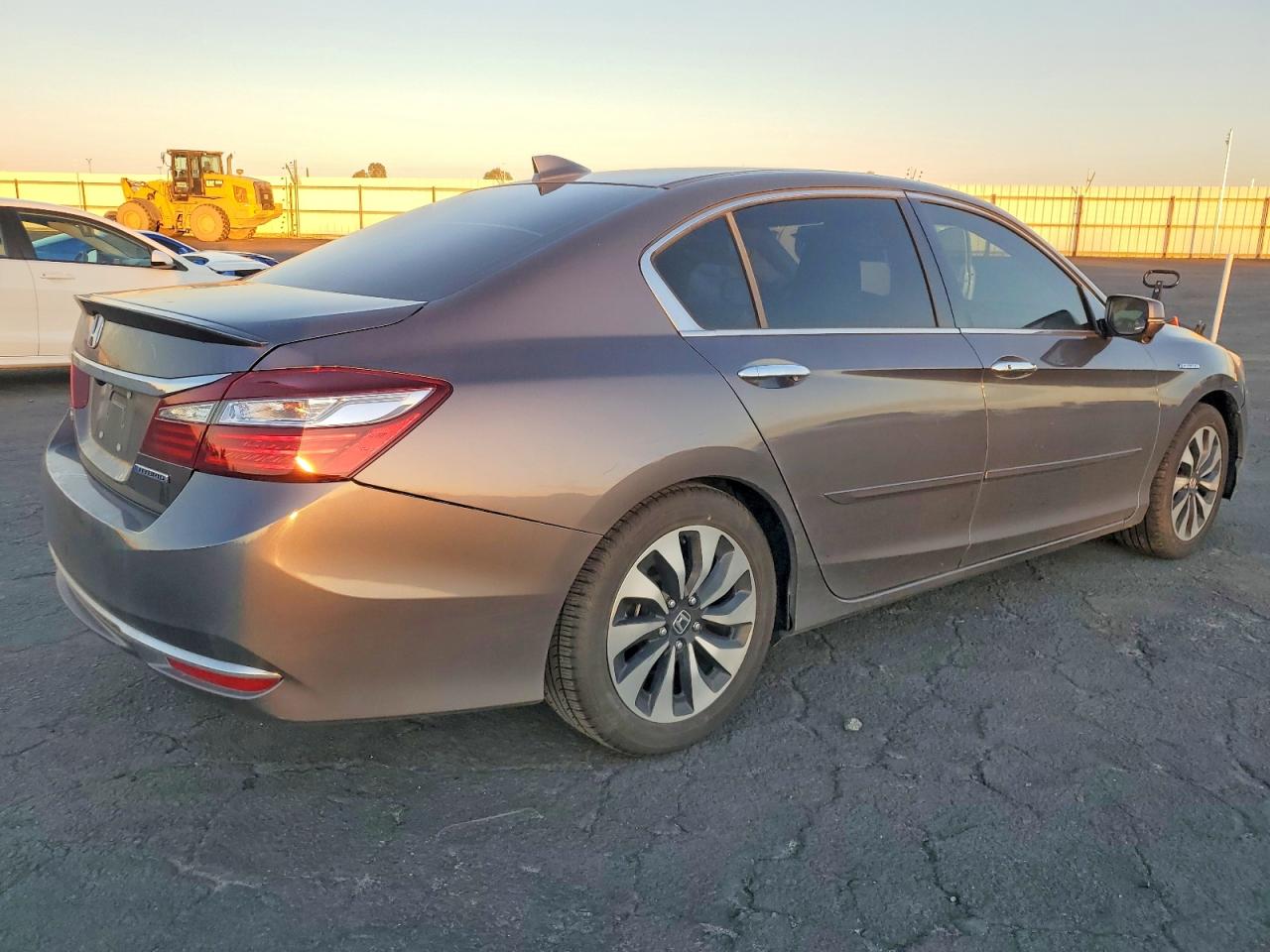 2017 HONDA ACCORD HYBRID EXL photo 3