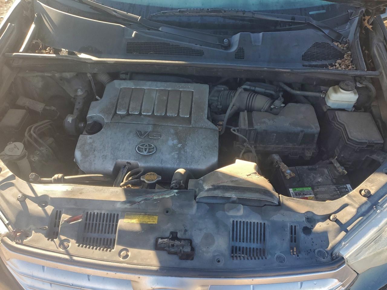 2012 TOYOTA HIGHLANDER BASE photo 12
