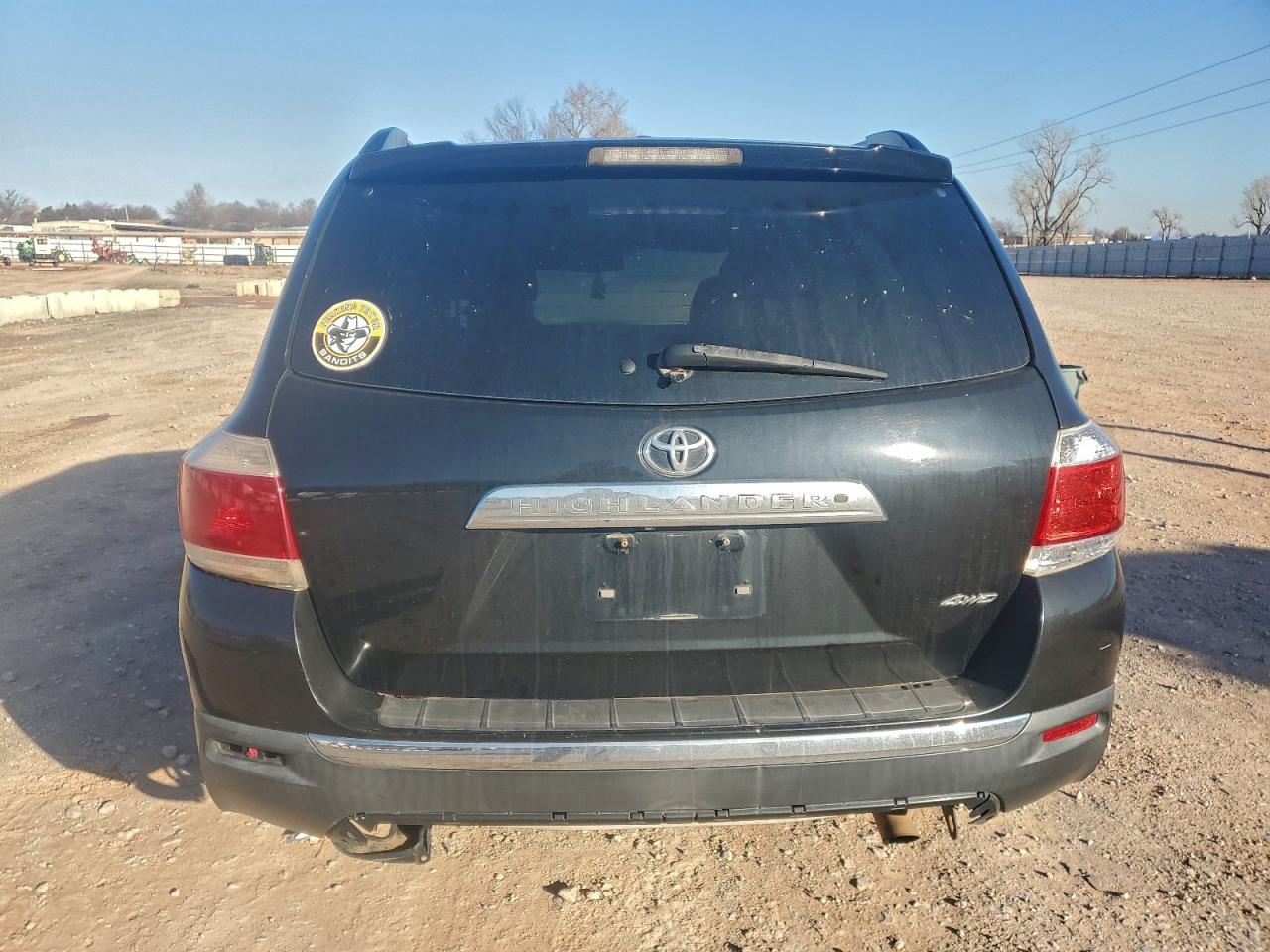 2012 TOYOTA HIGHLANDER BASE photo 6