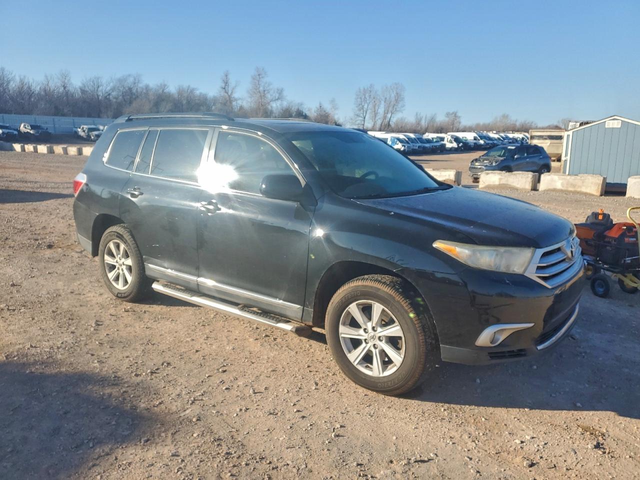 2012 TOYOTA HIGHLANDER BASE photo 4